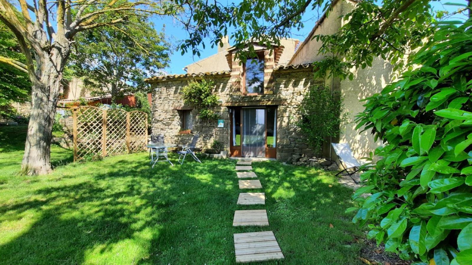 La Petite Maison Dans La Prairie Cassaignes 외부 사진